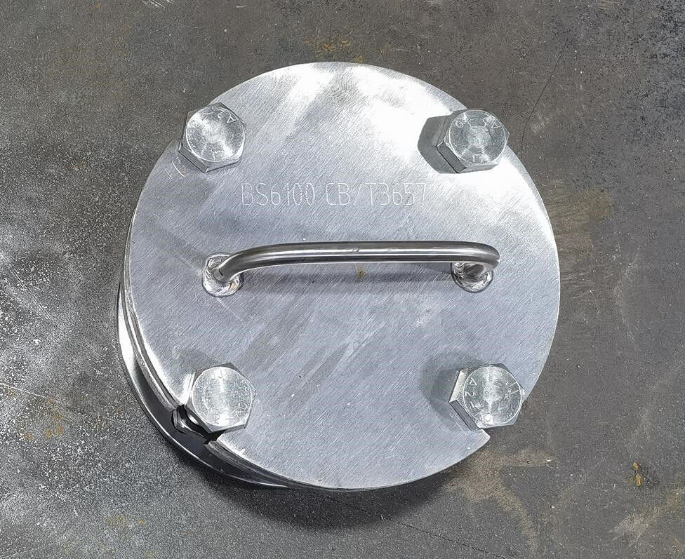 Conexão de terra de aço inoxidável Conexão de terra internacional Diâmetro exterior: 215mm Diâmetro do JARDIM JOINT BOLT